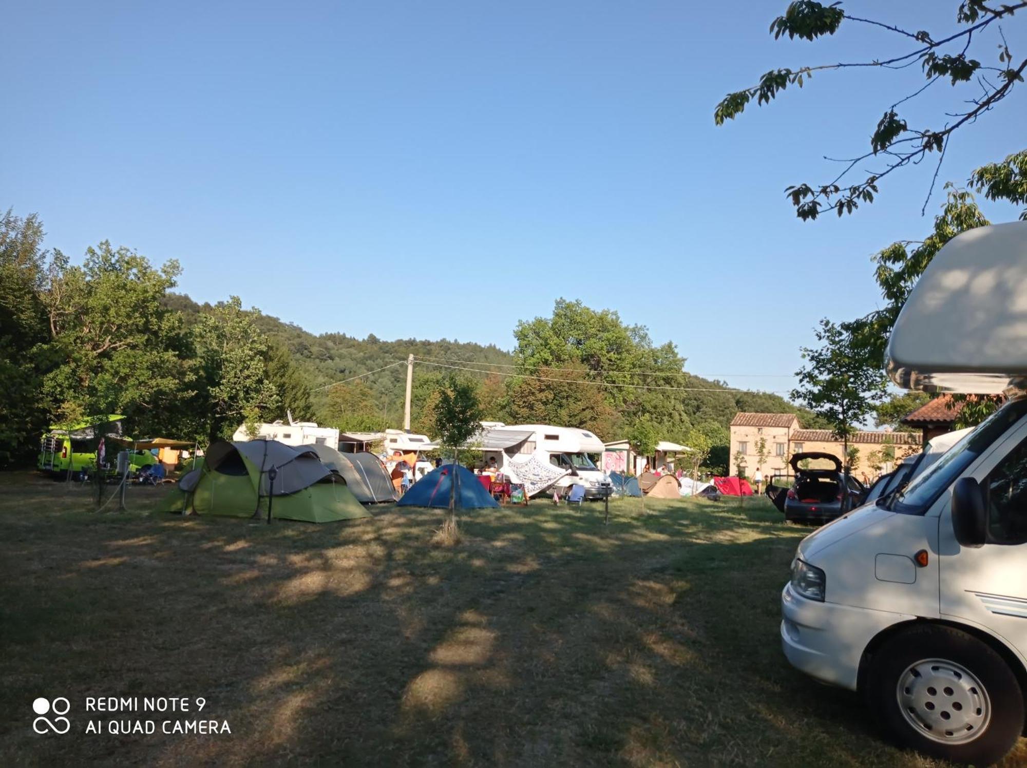 Antica Dimora - Glamping Fiordaliso Hotel Sarnano Exterior photo